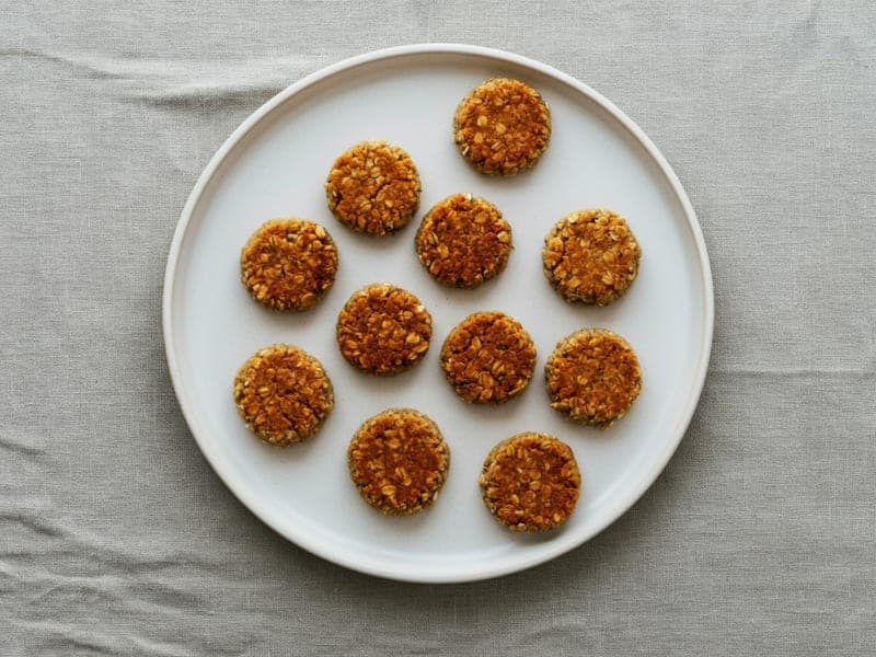 Biscottini di avena e banana — ricetta BLW per bambini 9 mesi