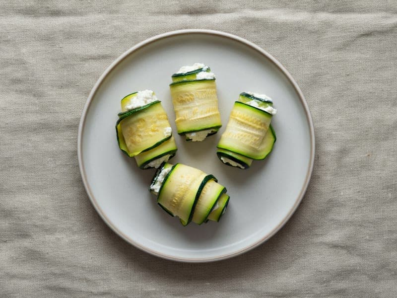 Involtini di zucchine con ricotta — ricetta BLW per bambini 12 mesi