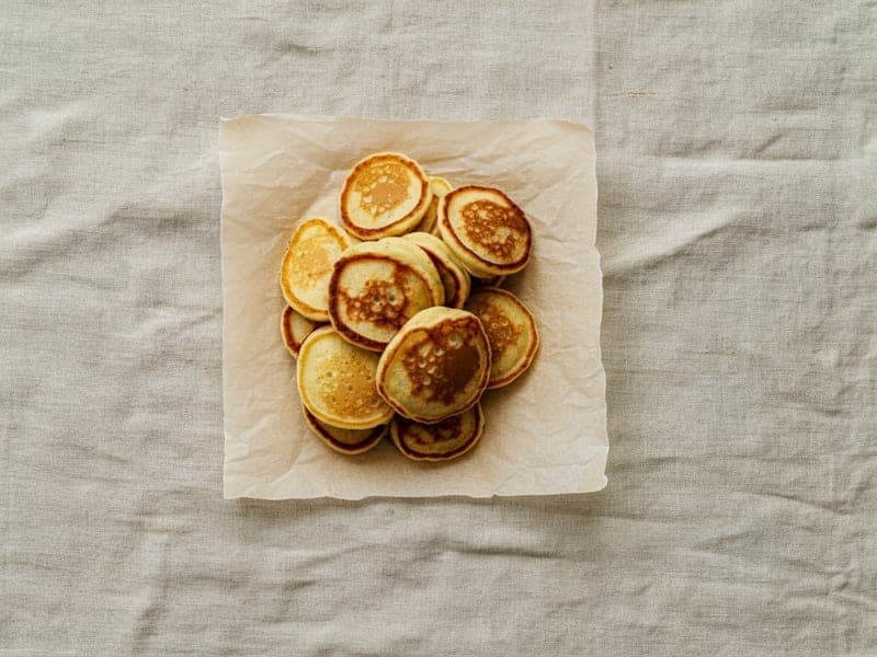 Pancake alla banana senza uova — ricetta BLW per bambini 6 mesi
