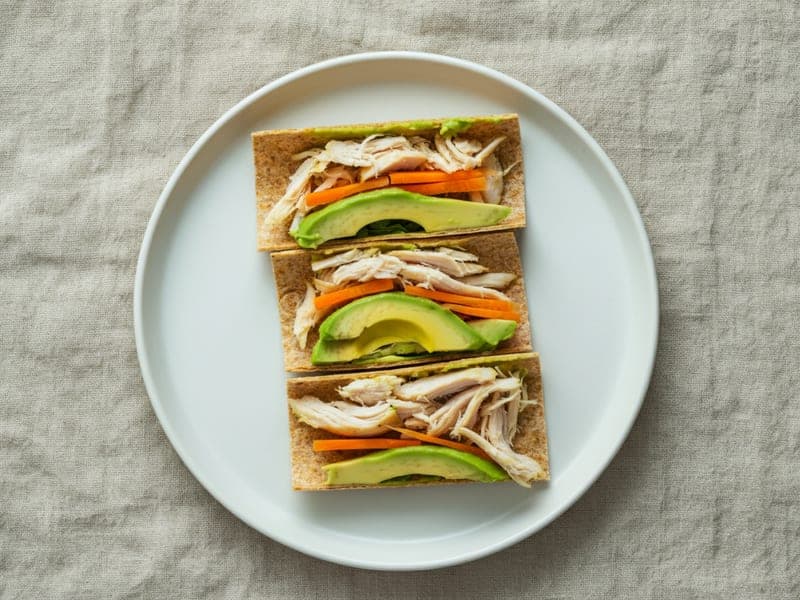 Wrap integrale con pollo e verdure — ricetta BLW per bambini 12 mesi